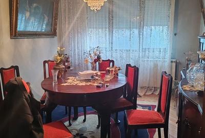 Apartament cu 4 camere decomandat în Central - 2