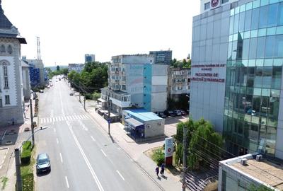 Apartament de vanzare Galati, 6 camere, Faleza - locuinta sau birouri - 12