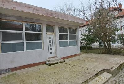 Spațiu comercial, de 80 mp, în Sud - 10