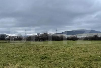 Teren de 2760 mp, în Central - 3