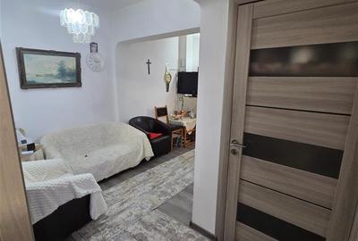 Apartament cu 3 camere decomandat în Dacia - 8