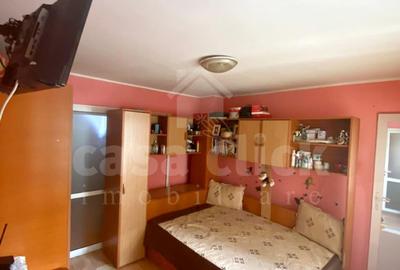 Apartament cu 2 camere semidecomandat, mobilat în Micro 38