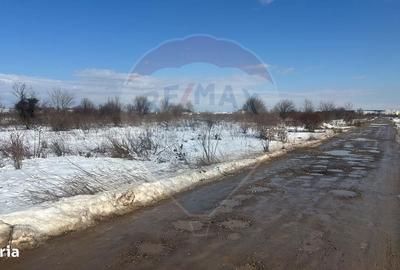 Teren de 9000 mp, în Central - 6