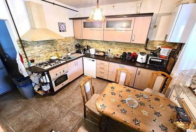 Casa spatioasa cu 5 camere | Ilarie Chendi Casa spatioasa cu 5 camere | Ilarie Chendi - 9