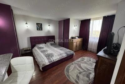 Garsonieră decomandată în Central