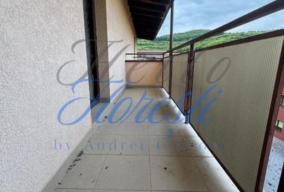 UNICAT, Apartament 6 camere 165mp, Zona Eroilor - 15