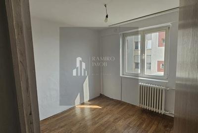 Apartament cu 3 camere decomandat în Alexandriei - 6