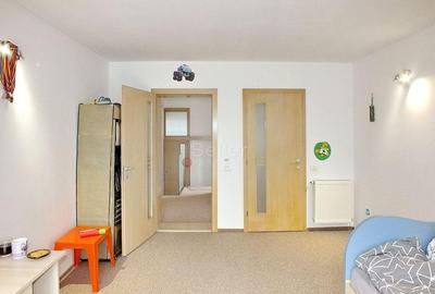 Casă cu 5 camere cu Teren 1000 Mp în Stupini - 13