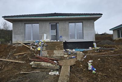 Casa 4 camere la cheie,130 mp,500 mp teren,cartier Unirii - 6