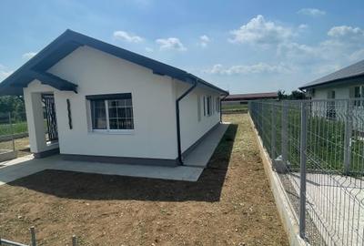 Casă individuală cu 4 camere cu Canalizare în Dumbrăveni - 4