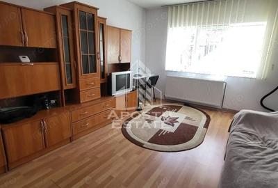 Garsonieră decomandată, mobilată în Complex Studențesc