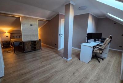 Casă cu 4 camere în 9 Mai - 2