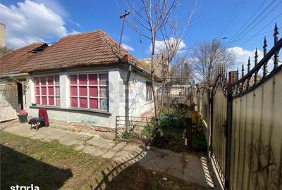 Casă cu 3 camere cu Teren 532 Mp în Central - 2