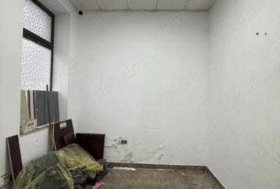 Spațiu comercial, de 80 mp, în Traian - 10