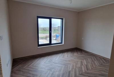 Casă individuală cu 3 camere cu Canalizare în Agigea - 9