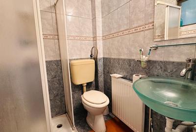 Casă individuală cu 4 camere cu Teren 260 Mp în Progresul - 10