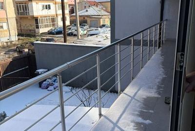 Casă cu 4 camere cu Teren 500 Mp în Craiovița Nouă - 14