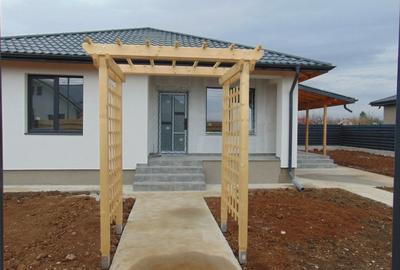 FARA COMISIOANE casa 3 camere PARTER + pod terasa camera tehnica LA CHEIE - 6