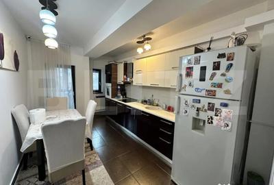 Apartament cu 3 camere decomandat în Central - 2