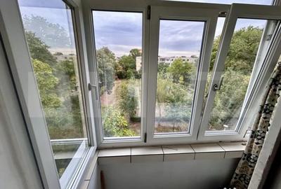 Apartament cu 3 camere semidecomandat în Andrei Mureșanu - 1