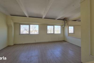Spațiu comercial, de 258 mp, în Vest - 6