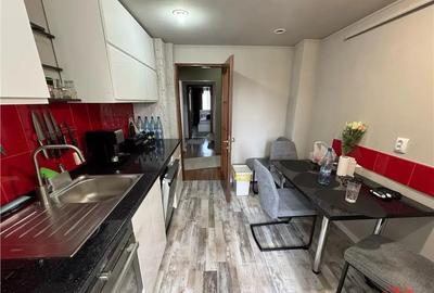Apartament cu 3 camere decomandat, mobilat în Central - 2