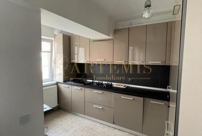 Apartament de 2 camere, decomandat, 62 mp, zona Mall - 3