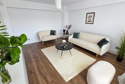 Apartament cu 3 camere decomandat, mobilat în Central