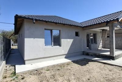 Casă cu 3 camere cu Teren 130 Mp în Central - 7