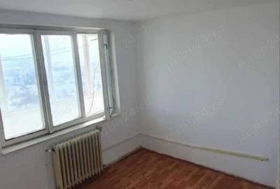 Apartament cu 2 camere decomandat în Simeria - 1