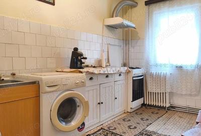 Apartament cu 3 camere decomandat în Central - 20