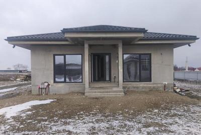 Casa semifinisata 195mp+2000mp teren, zona Volovat, Radauti - 3