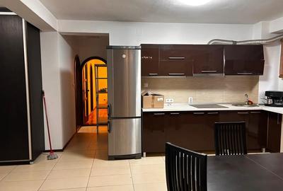 Apartament cu 3 cam, tip PB, mobilat si utilat, Rogerius, str.Moldovei - 5