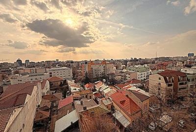 Apartament cu 2 camere decomandat în Obor - 1