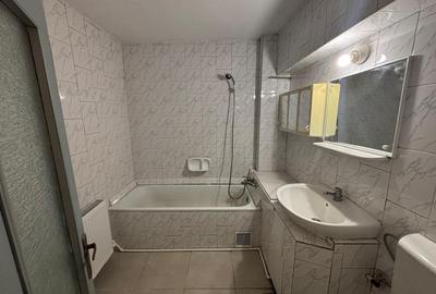 Apartament cu 4 camere decomandat, mobilat în Burdujeni - 9