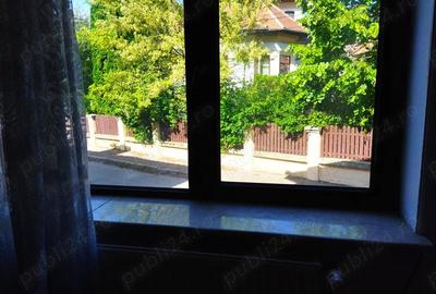 Casă cu 5 camere cu Teren 150 Mp în Central - 3