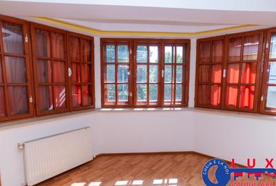 Casă cu 4 camere cu Teren 110 Mp în Central - 20