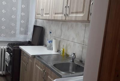 Apartament cu 2 camere decomandat în Universitate - 9