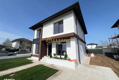 Casă cu 4 camere în Berceni