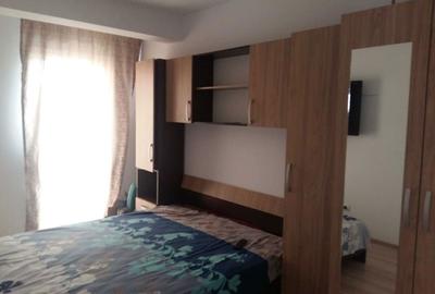 Apartament cu 2 camere decomandat în Gară
