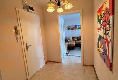 Apartament cu 3 camere decomandat, mobilat în Central - 9