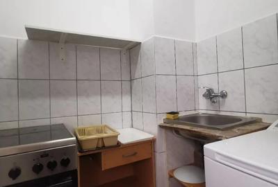 Apartament cu 2 camere decomandat în Decebal - 3