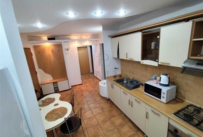 Apartament cu 3 camere decomandat, mobilat în Spitalul Județean - 7