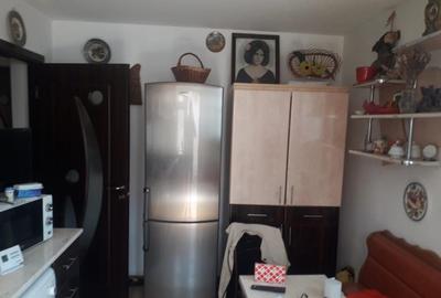 Inchiriez Casa, Zona Gara Veche, Piatra Neamt, 5 camere + bucatarie - 9