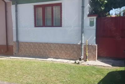 Casa de vanzare - 1