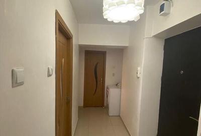 Doua camere decomandate, etajul 2 - 3