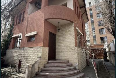 Casă cu 6 camere cu Teren 264 Mp în Cotroceni - 2