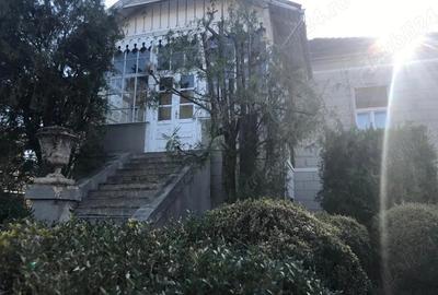 De vanzare vila Cuvin - 8