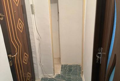 De vanzare garsoniera cf1 zona MB 5 - 1