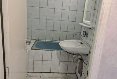 Apartament cu 3 camere decomandat în Central - 1